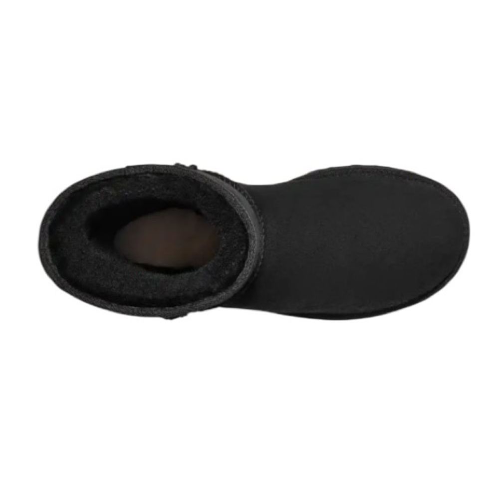 NWT UGG CLASSIC  II Short black sheepskin boot! - Picture 5 of 6